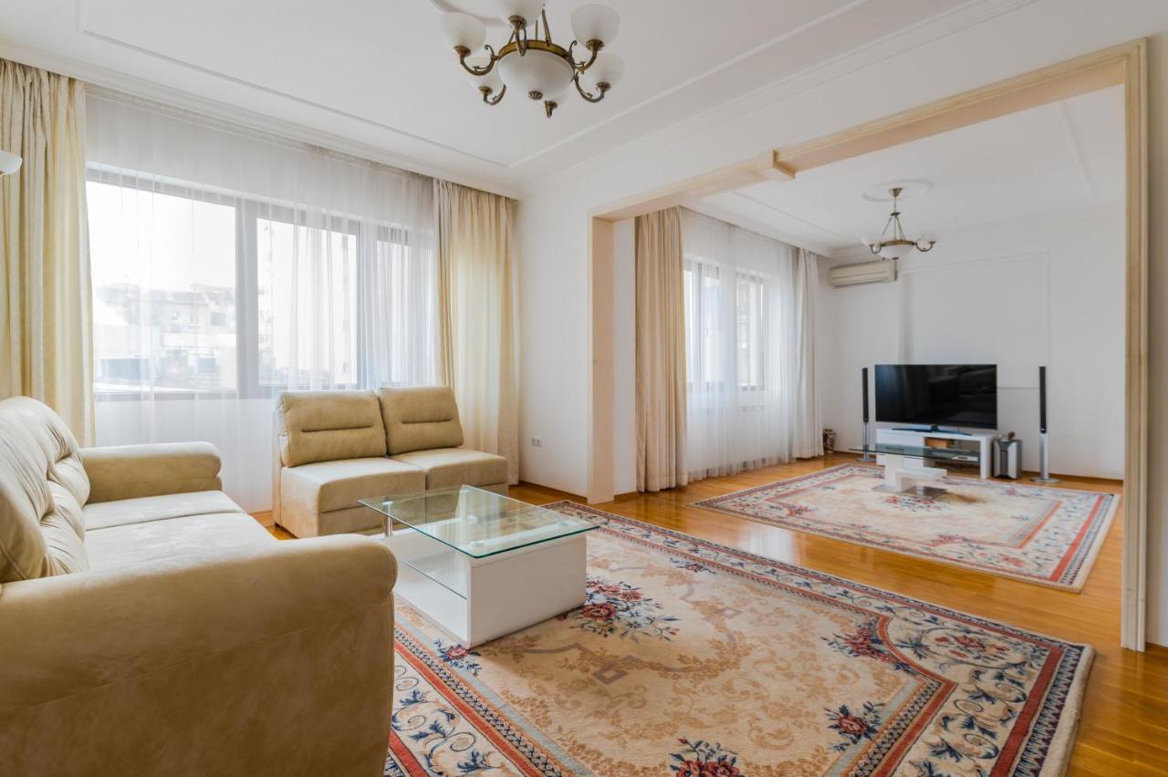 Central 2-Bd Bright Apartment In Sofia By Flat Mаnager المظهر الخارجي الصورة